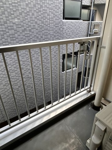 グリーンハイツ本郷のバルコニー