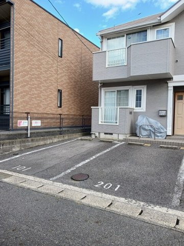 【駐車場】 | ヴィラ・フォンティーヌ | 駐車場です