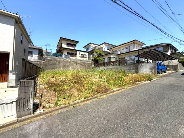 閑静な住宅街　建築条件無し