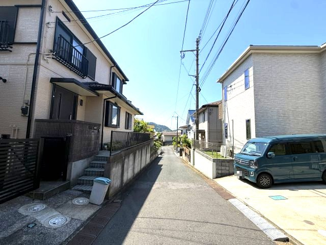 閑静な住宅街　建築条件無しの周辺|住宅街