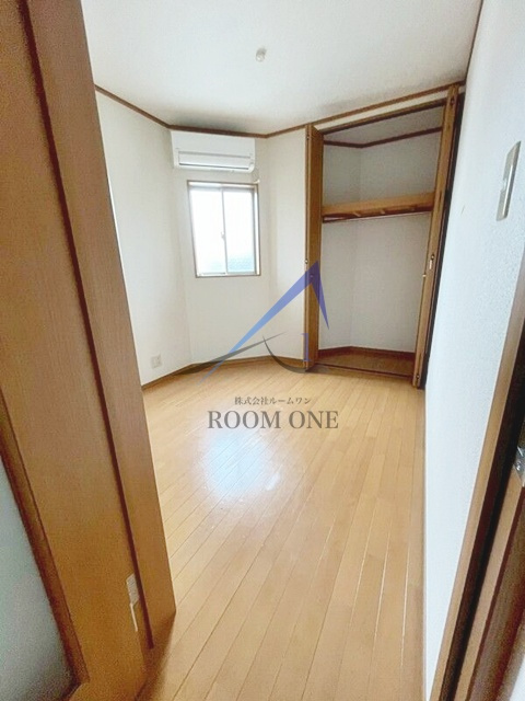 ドエルサンコートⅡの居間・リビング|洋室のお部屋です。
