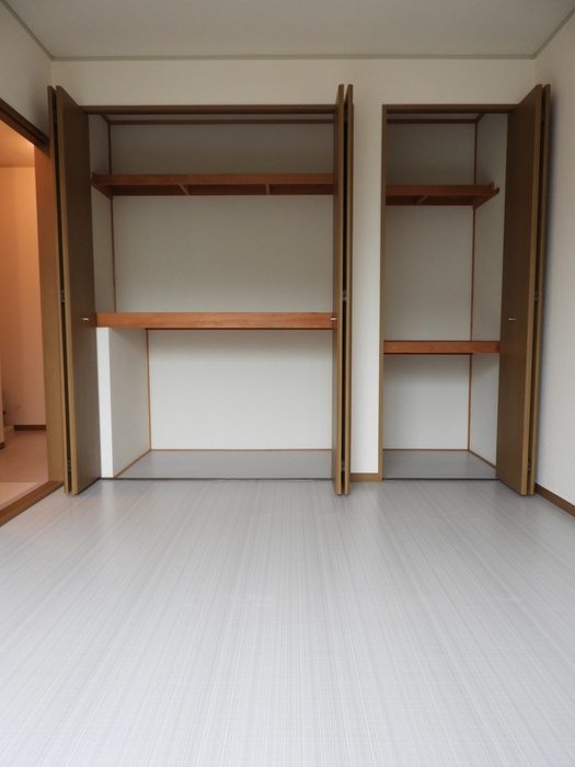 シルバーストンの収納