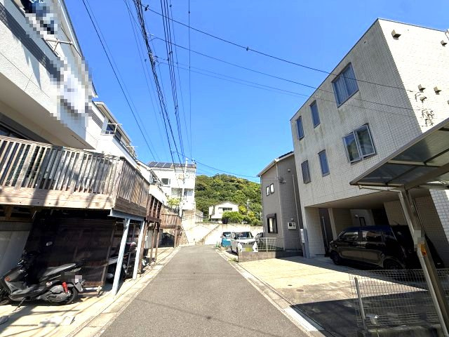 ヘーベルハウス　太陽光発電システム　4LDKの前面道路含む現地写真|前面道路