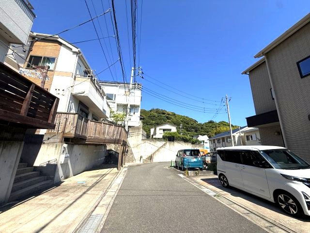 ヘーベルハウス　太陽光発電システム　4LDKの周辺|住宅街