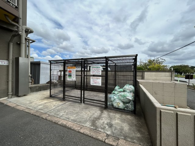 ゴミ捨て場です！
