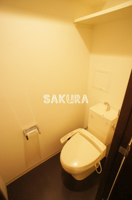 【トイレ】 | アスティオン高田 | 落ち着いた色調のトイレです♪