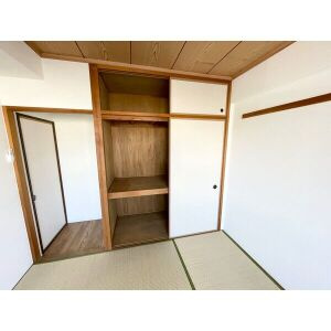 グランドステータス林(グランドステータスハヤシ）の収納