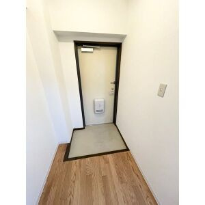 グランドステータス林(グランドステータスハヤシ）の玄関
