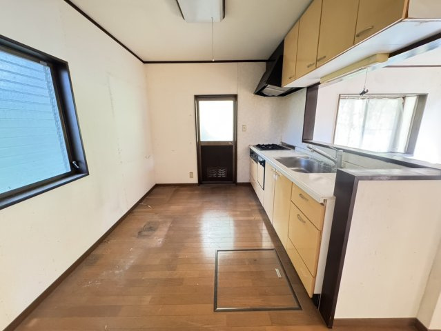 駐車複数台可能！カーポートあり！日光市大室の中古戸建のキッチン