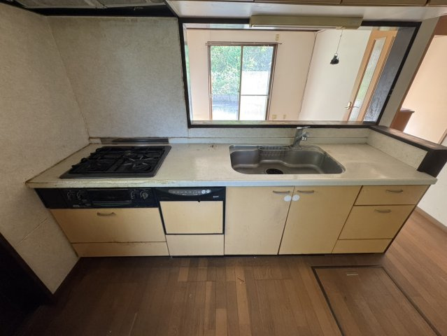駐車複数台可能！カーポートあり！日光市大室の中古戸建のキッチン