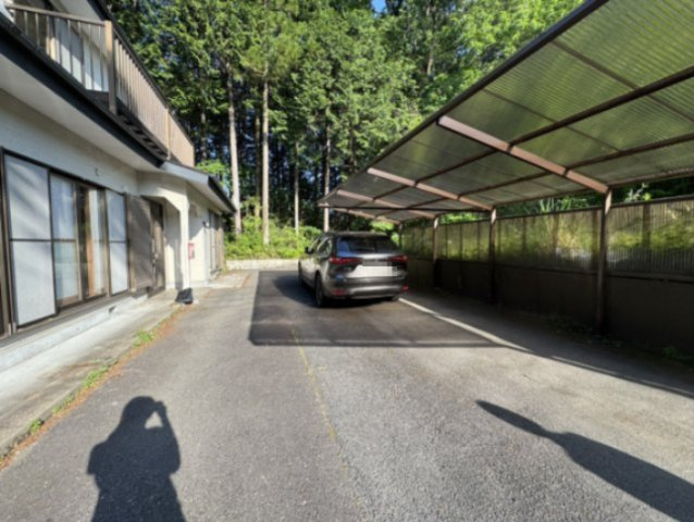 駐車複数台可能！カーポートあり！日光市大室の中古戸建の周辺