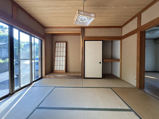 駐車複数台可能！カーポートあり！日光市大室の中古戸建の和室
