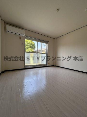仲介手数料０円！メゾン加藤の居間・リビング