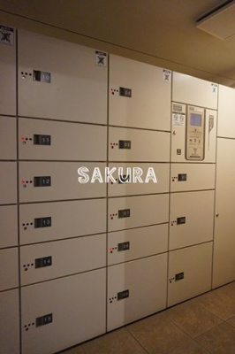 【その他共用部分】 | コスモシティ横浜石川町 | 外出の多い方でも安心の宅配ボックス付き♪