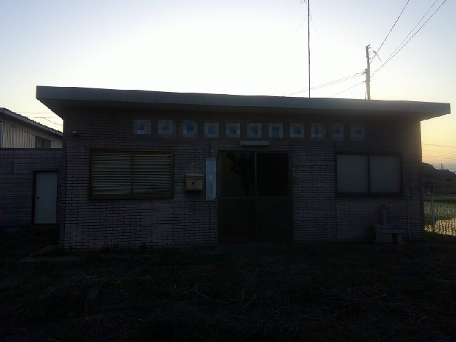 古河市上辺見の倉庫の外観