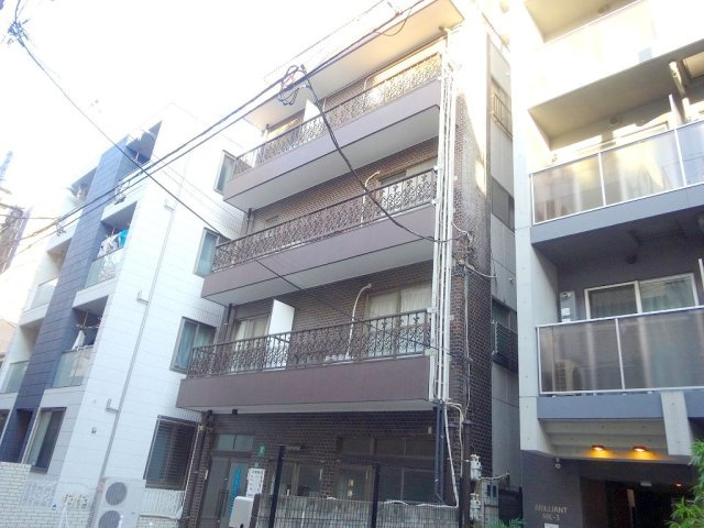 河野ビルの外観