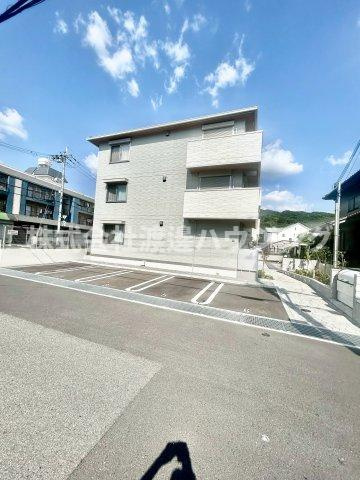プリマヴェーラの駐車場