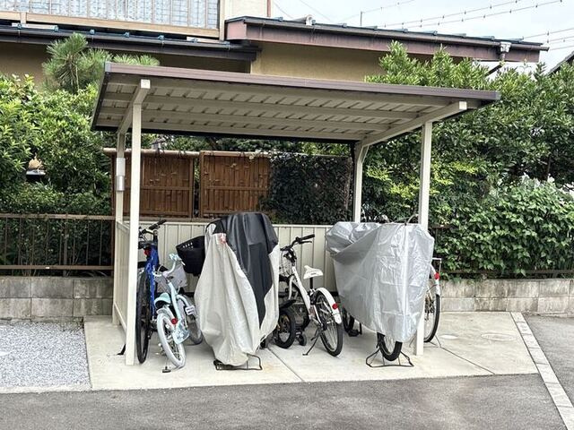 ベリーのその他|駐輪場