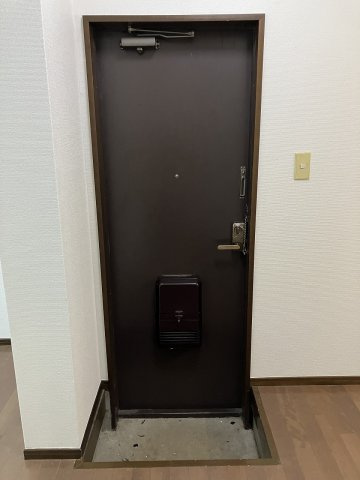 シャローム自由が丘の玄関