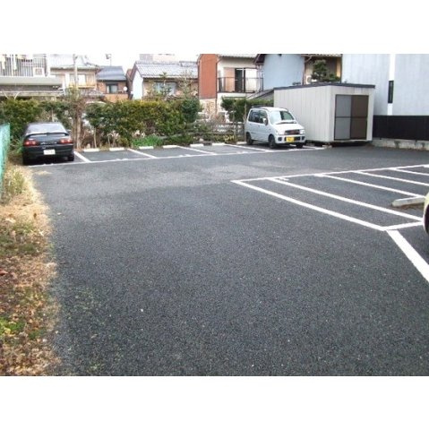 岐阜市加納永井町１丁目の駐車場