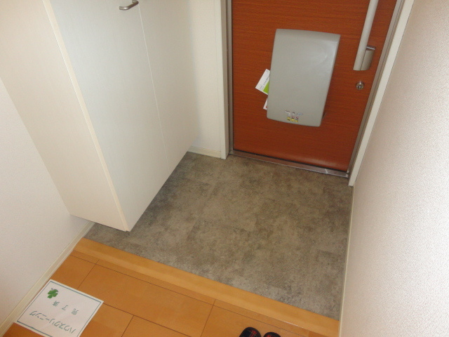 モンテ中山台の玄関