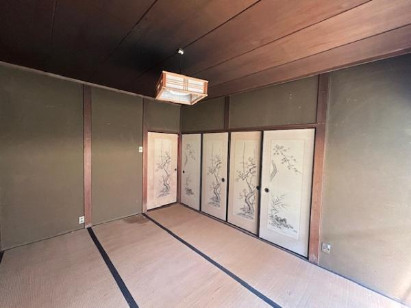 【寝室】