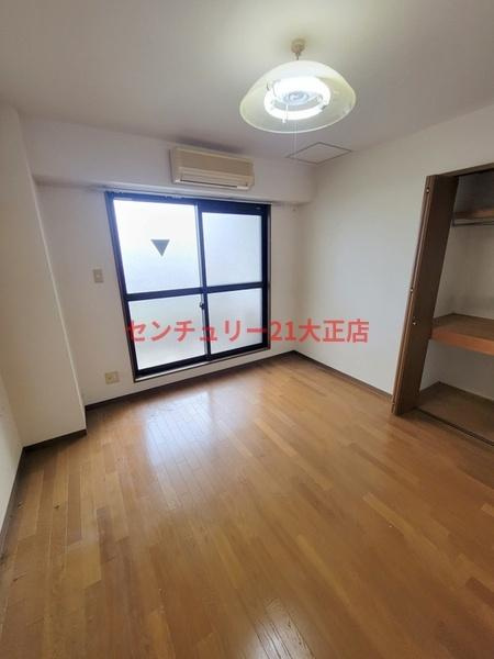 大阪市港区港晴３丁目の賃貸マンションの洋室