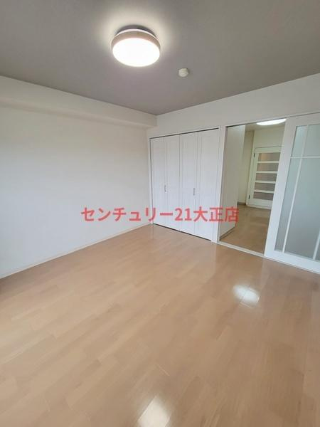 大阪市港区波除２丁目の賃貸マンションの寝室