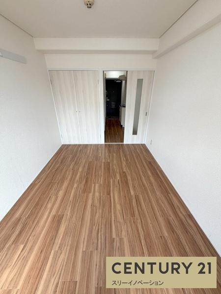 大阪市港区築港３丁目の賃貸マンションの洋室
