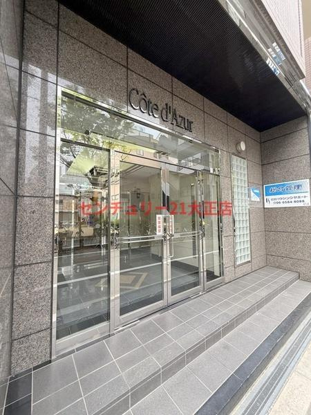 大阪市港区弁天５丁目の賃貸マンションのエントランス