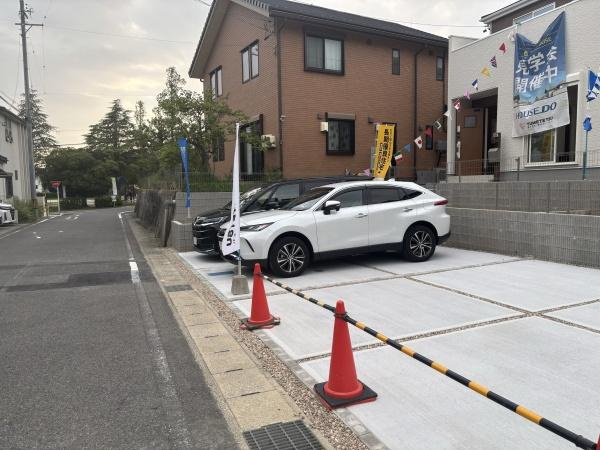 豊田市高美町5丁目　全3棟・1号棟の駐車場|２台駐車できます！