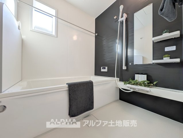 ~瑞穂箱根ヶ崎~Newly Built Homeの浴室|【Bathroom】
◆風呂◆カビが付きにくく軽くこすれば簡単に落ちるお掃除ラクラク仕様です。