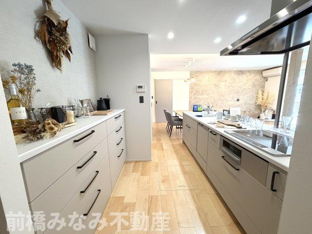 【新築】太田市亀岡町　３LDKのキッチン|キッチンでお料理をお楽しみください