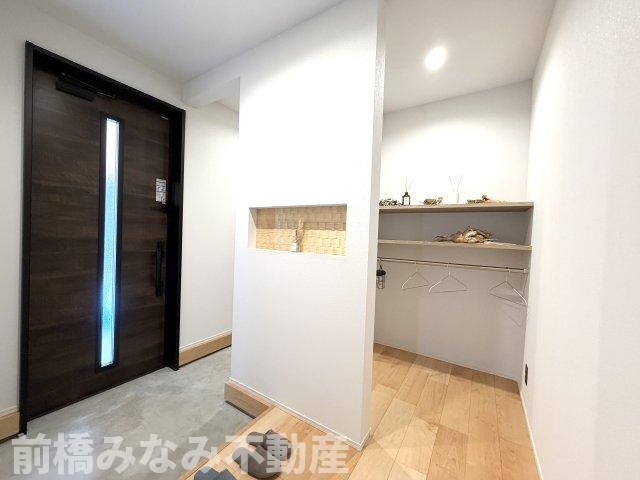 【新築】太田市亀岡町　３LDKの玄関|ゆったりとした玄関です