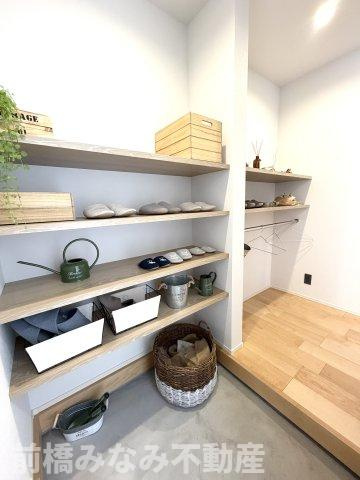 【新築】太田市亀岡町　３LDKの玄関|ゆったりとした玄関です