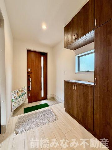 【新築】渋川市渋川第５　限定１棟　リーブルガーデン　新築建売の玄関|シンプルで使いやすい玄関です