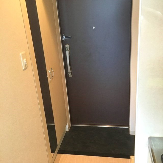 【玄関】アリビオ江坂南金田 