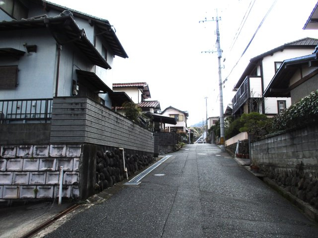 志井四丁目3番11号（B-36）の前面道路含む現地写真