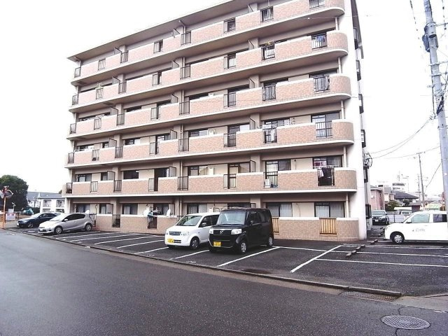 サンヒルズ花畑の駐車場