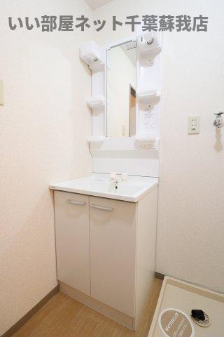 ランドウィン　六番館の洗面所|忙しい朝には欠かせない洗面所です