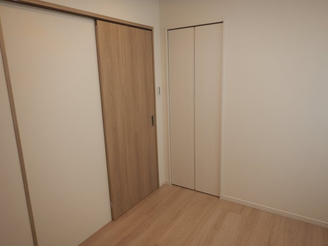 グランベル上野の杜の寝室