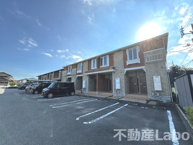 プリムローズの駐車場