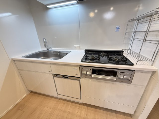 モア・クレスト築地のキッチン|☆室内綺麗にお使いになられています☆