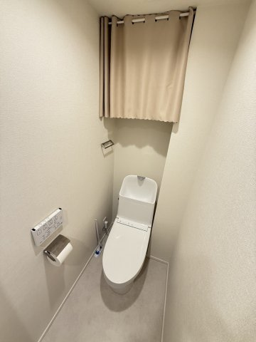 モア・クレスト築地のトイレ|☆室内綺麗にお使いになられています☆
