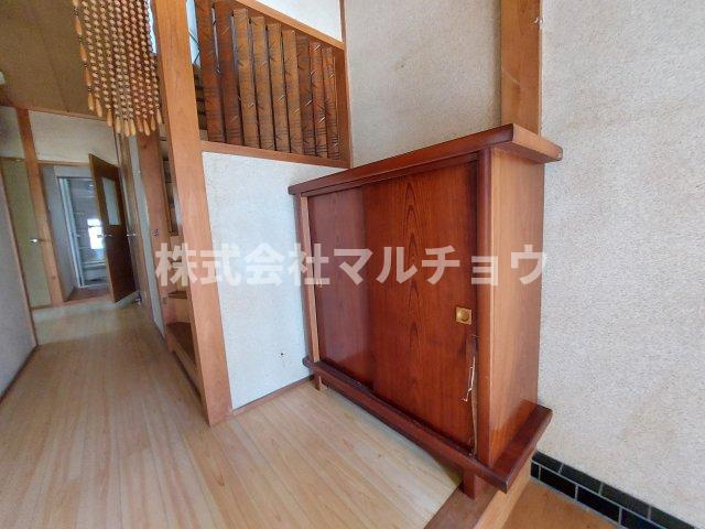 下三栖戸建ての玄関|落ち着いた玄関です