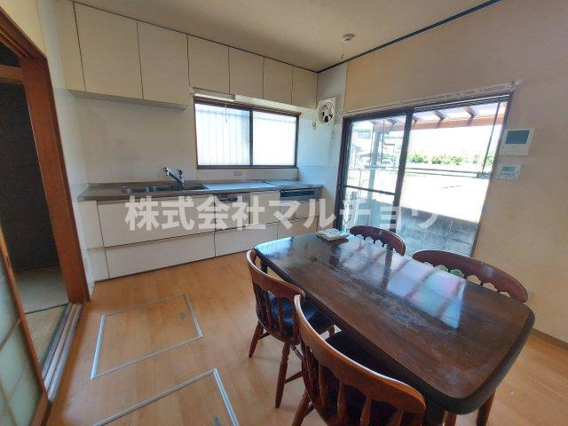 下三栖戸建てのキッチン|キッチンです