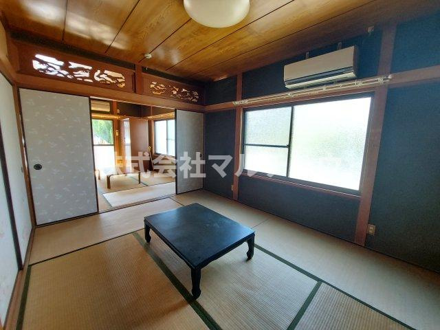 下三栖戸建ての和室|来客時にも便利な和室付き