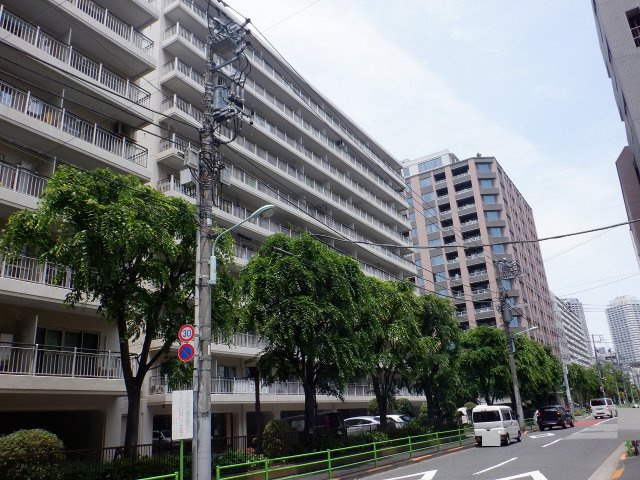 月島リバーハウスB棟の外観