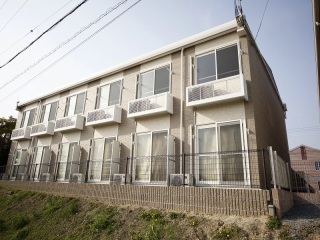 加古川市野口町水足のアパート