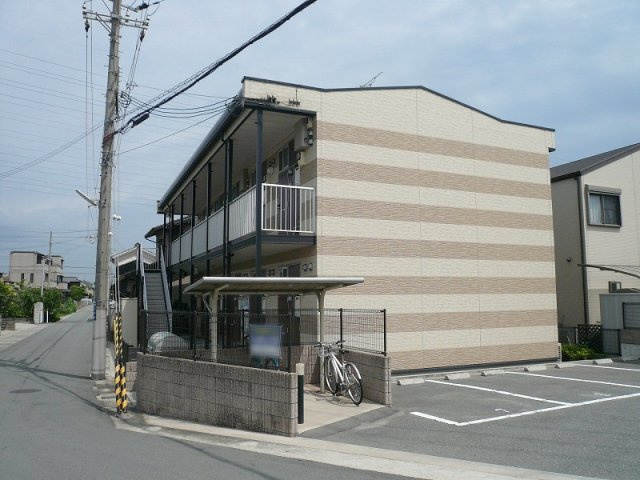 レオパレスリバーサイド播磨の外観